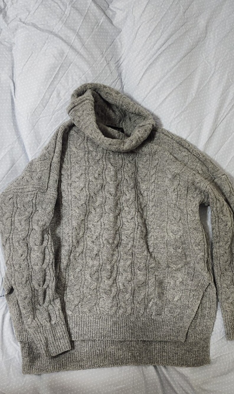 Banana Republic Gray Cowl Neck Sweater Size XS